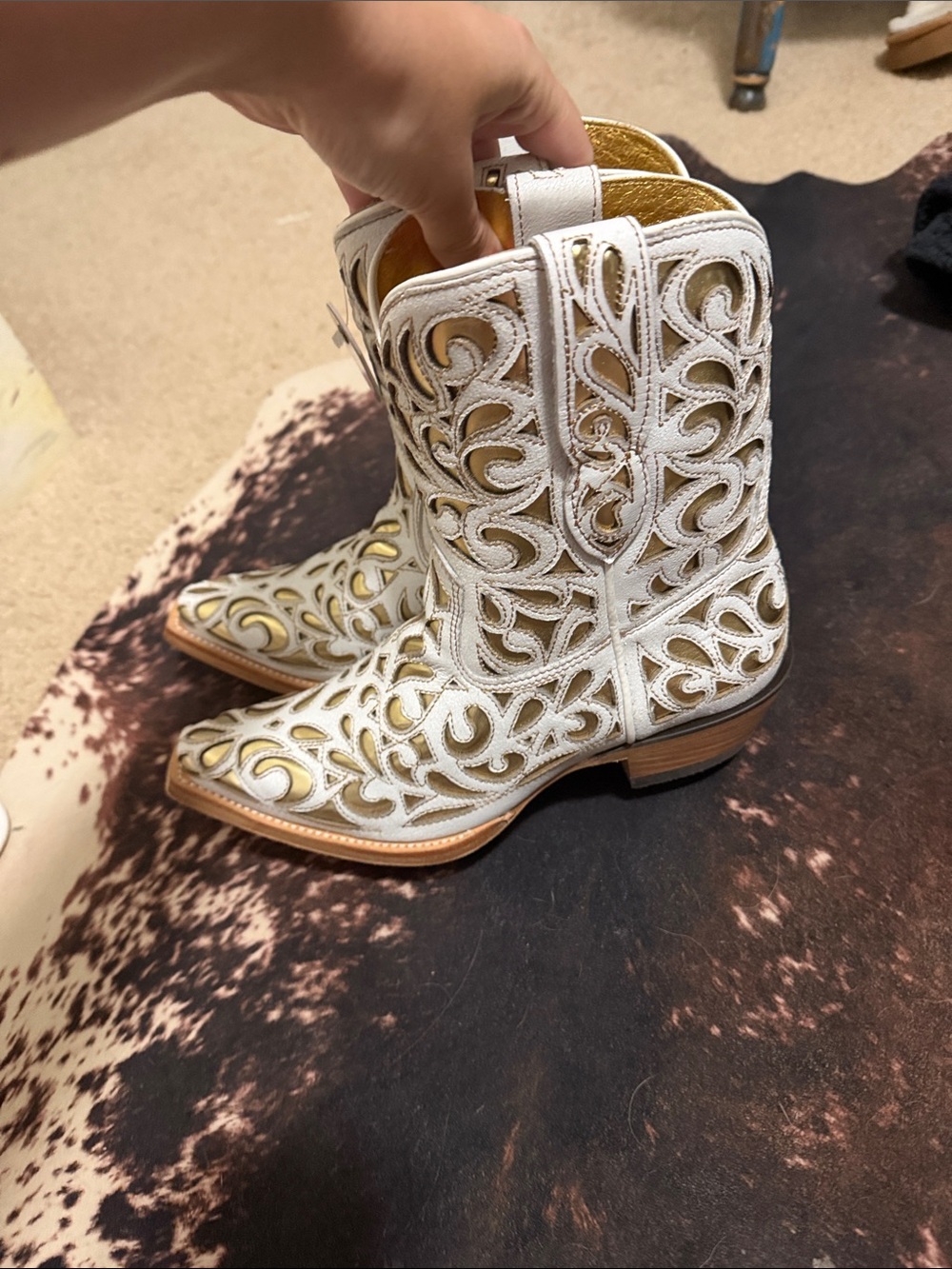 Ariat Women's White and Gold Western Ankle Boots - Picture 3 of 6